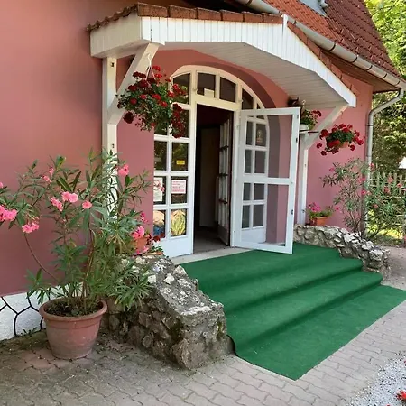 Matula Vendeghaz 게스트하우스