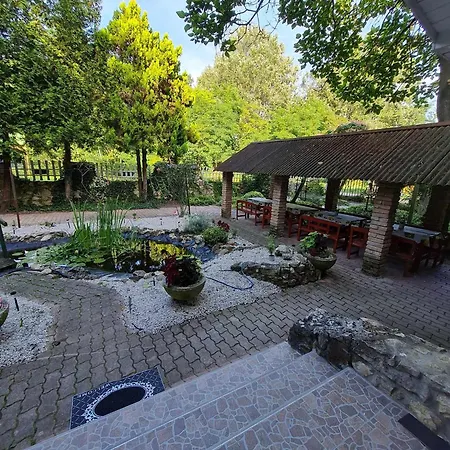 Matula Vendeghaz Balatonberény